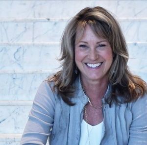 Meet your Posher, Deborah